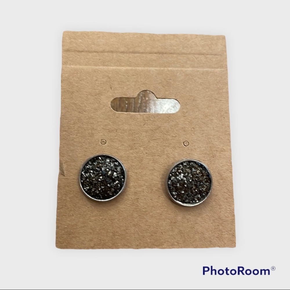 Coal black 12 mm stud earrings
